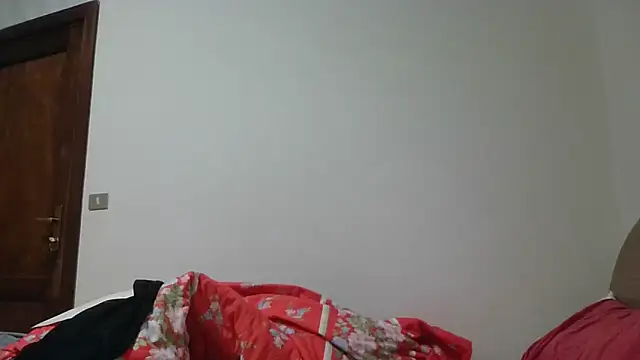 Snapshot of Miasexmilf chatting on March 19, 2026, 5:17 pm Miasexmilf online show from March 19, 2026, 5:17 pm