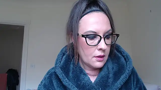 Snapshot of PsychicDominatrix chatting on June 11, 2026, 10:02 am PsychicDominatrix online show from June 11, 2026, 10:02 am