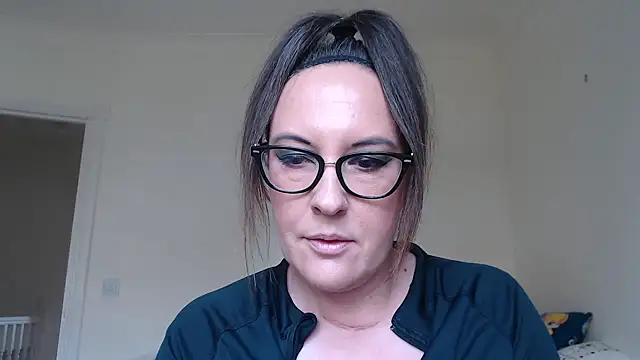Snapshot of PsychicDominatrix chatting on July 7, 2026, 9:46 am PsychicDominatrix online show from July 7, 2026, 9:46 am