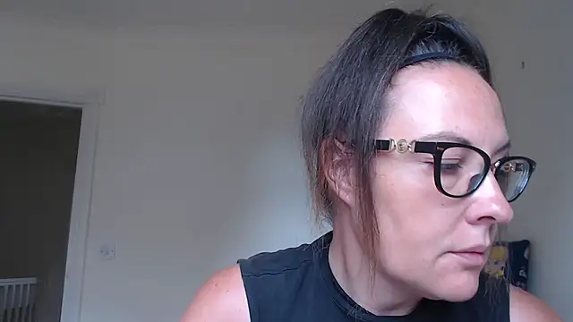 Snapshot of PsychicDominatrix chatting on July 31, 2026, 10:14 am PsychicDominatrix online show from July 31, 2026, 10:14 am