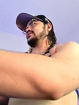 Snapshot of Derek_Vow chatting on February 23, 2026, 11:35 pm Derek Vow online show from February 23, 2026, 11:35 pm