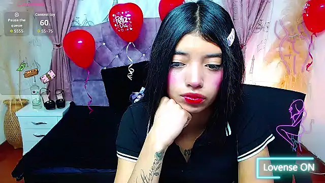 Snapshot of Esmeralda-18 chatting on February 25, 2026, 11:20 am Esmeralda-18 online show from February 25, 2026, 11:20 am