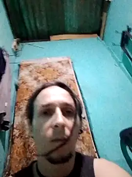 Snapshot of AxelFrost chatting on February 11, 2026, 3:22 am AxelFrost online show from February 11, 2026, 3:22 am