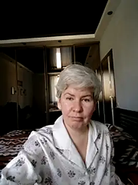 AvaSwan5354 online show from April 5, 2026, 8:11 am