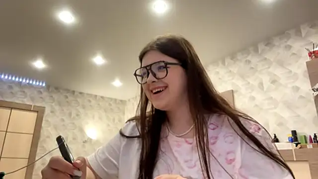 Snapshot of _MaryLove_ chatting on March 4, 2026, 5:08 pm MaryLove online show from March 4, 2026, 5:08 pm