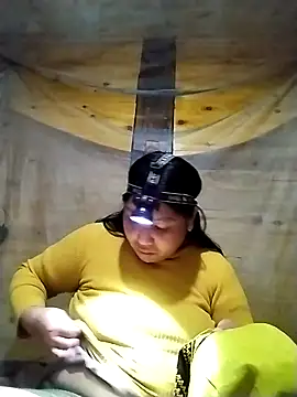 Snapshot of kussecka chatting on February 5, 2026, 8:08 am kussecka online show from February 5, 2026, 8:08 am