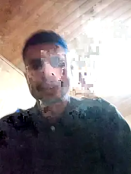 Snapshot of Tiagoow01 chatting on May 18, 2026, 11:32 pm Tiagoow01 online show from May 18, 2026, 11:32 pm