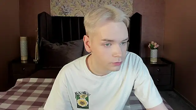 Snapshot of Je_Salvatore chatting on February 28, 2026, 7:09 am Je Salvatore online show from February 28, 2026, 7:09 am