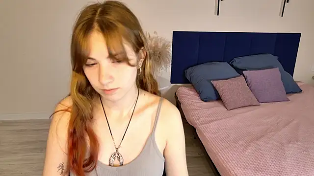 Snapshot of Elis_bb chatting on February 2, 2026, 8:07 pm Elis bb online show from February 2, 2026, 8:07 pm