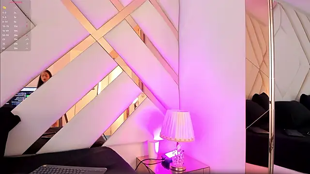 Snapshot of Alison_vegaa chatting on February 4, 2026, 11:27 am Alison vegaa online show from February 4, 2026, 11:27 am