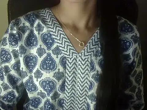 Snapshot of Khushi_v chatting on March 3, 2026, 7:20 pm Khushi v online show from March 3, 2026, 7:20 pm