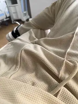 Snapshot of CrsCristi02 chatting on February 11, 2026, 12:54 pm CrsCristi02 online show from February 11, 2026, 12:54 pm