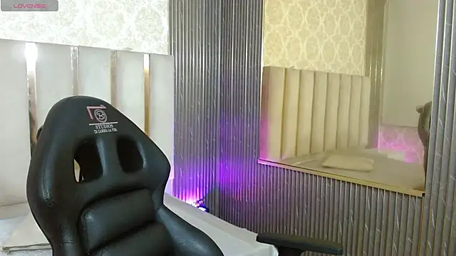 Snapshot of Laulin_tay chatting on February 8, 2026, 3:54 am Laulin tay online show from February 8, 2026, 3:54 am