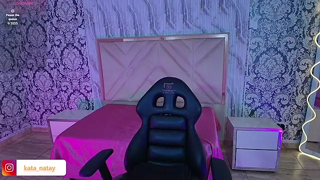 Snapshot of Laulin_tay chatting on February 9, 2026, 4:05 am Laulin tay online show from February 9, 2026, 4:05 am