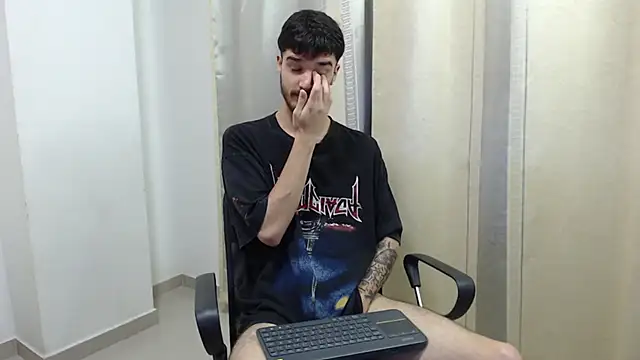 Snapshot of joseh0se chatting on February 25, 2026, 12:53 am joseh0se online show from February 25, 2026, 12:53 am