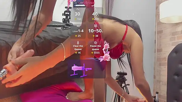 Snapshot of emmagirl0 chatting on February 13, 2026, 2:13 pm emmagirl0 online show from February 13, 2026, 2:13 pm