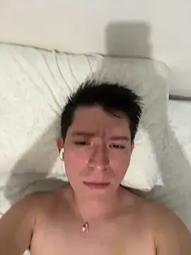 Snapshot of DulceGDL25 chatting on March 5, 2026, 7:59 am DulceGDL25 online show from March 5, 2026, 7:59 am