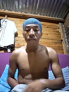 Snapshot of Peterveero12 chatting on February 12, 2026, 6:25 pm Peterveero12 online show from February 12, 2026, 6:25 pm