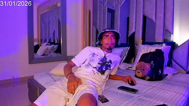 Snapshot of Rpoolrboy chatting on February 1, 2026, 2:15 pm Rpoolrboy online show from February 1, 2026, 2:15 pm