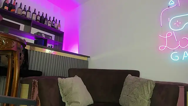 Snapshot of Rpoolrboy chatting on February 25, 2026, 8:18 pm Rpoolrboy online show from February 25, 2026, 8:18 pm