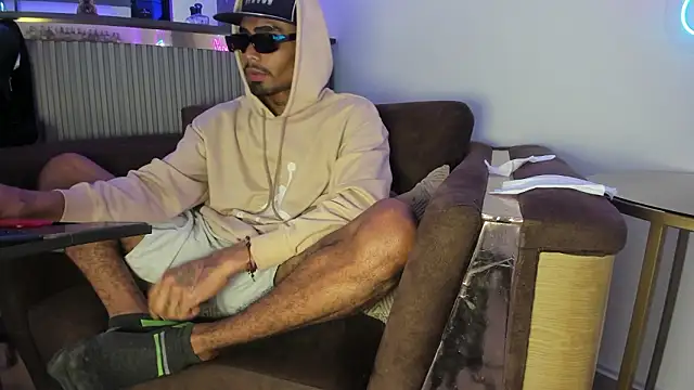 Snapshot of Rpoolrboy chatting on February 26, 2026, 8:24 am Rpoolrboy online show from February 26, 2026, 8:24 am