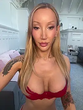 Allana29 online show from May 28, 2026, 6:38 pm