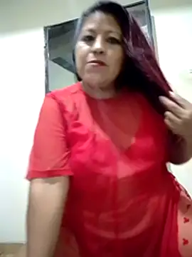 Snapshot of LaylaWinxxx chatting on February 12, 2026, 3:45 am LaylaWinxxx online show from February 12, 2026, 3:45 am