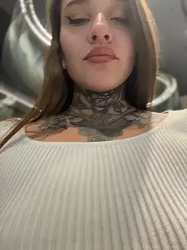 Snapshot of KishaMur chatting on February 11, 2026, 3:55 am KishaMur online show from February 11, 2026, 3:55 am