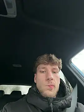 Snapshot of YoungSkinnyBoy20 chatting on February 12, 2026, 3:07 pm YoungSkinnyBoy20 online show from February 12, 2026, 3:07 pm