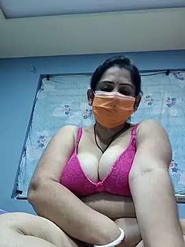 Snapshot of diyam4002 chatting on February 15, 2026, 7:51 am diyam4002 online show from February 15, 2026, 7:51 am