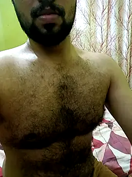 Snapshot of DrinkMeIn chatting on May 6, 2026, 6:52 am DrinkMeIn online show from May 6, 2026, 6:52 am