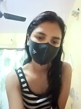 Snapshot of Mahira-- chatting on February 24, 2026, 4:54 am Mahira-- online show from February 24, 2026, 4:54 am