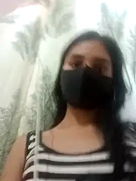 Snapshot of Mahira-- chatting on April 8, 2026, 8:36 am Mahira-- online show from April 8, 2026, 8:36 am