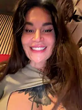 Snapshot of TattooGirlAlia chatting on January 9, 2026, 7:59 pm TattooGirlAlia online show from January 9, 2026, 7:59 pm