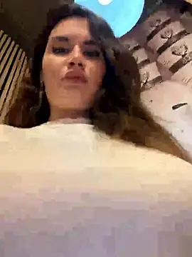 Snapshot of TattooGirlAlia chatting on January 14, 2026, 8:03 pm TattooGirlAlia online show from January 14, 2026, 8:03 pm