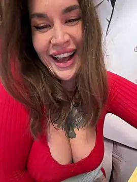 Snapshot of TattooGirlAlia chatting on February 7, 2026, 11:47 am TattooGirlAlia online show from February 7, 2026, 11:47 am