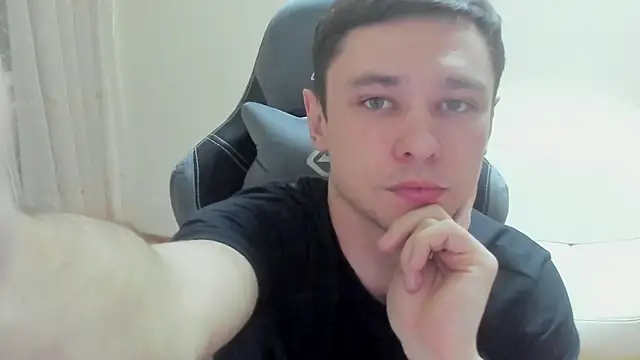 Alexmansuper online show from April 5, 2026, 5:21 pm