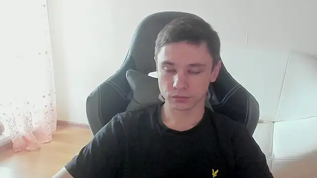 Alexmansuper online show from April 7, 2026, 10:26 am