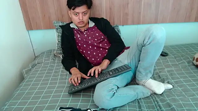 Snapshot of Kevin_Charless chatting on March 4, 2026, 11:16 am Kevin Charless online show from March 4, 2026, 11:16 am