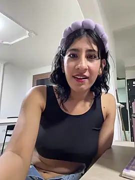 Snapshot of Violet_rousse7 chatting on February 14, 2026, 1:13 am Violet rousse7 online show from February 14, 2026, 1:13 am