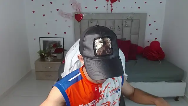 Caius fox online show from February 28, 2026, 11:11 am