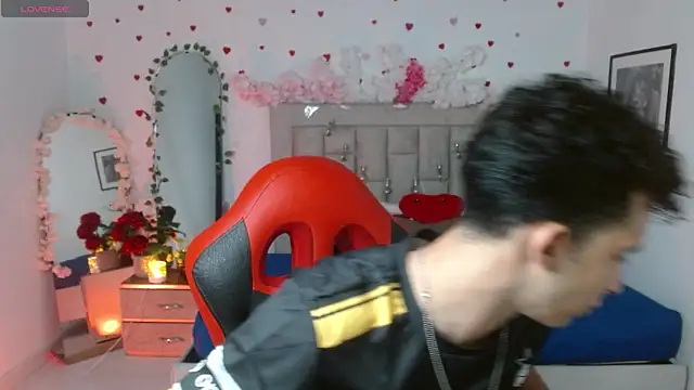 Caius fox online show from April 5, 2026, 11:29 am