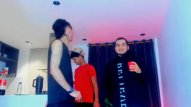 TheBatMansion online show from February 21, 2026, 4:02 am