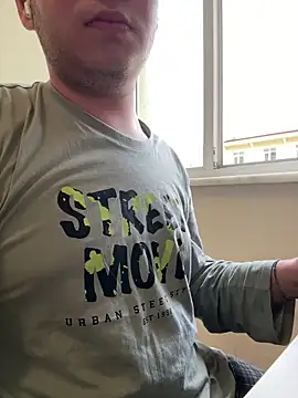 Snapshot of Ateslipanter31 chatting on February 18, 2026, 11:50 am Ateslipanter31 online show from February 18, 2026, 11:50 am