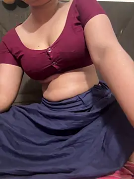 Snapshot of Honey_rose2 chatting on July 18, 2026, 7:17 pm Honey rose2 online show from July 18, 2026, 7:17 pm