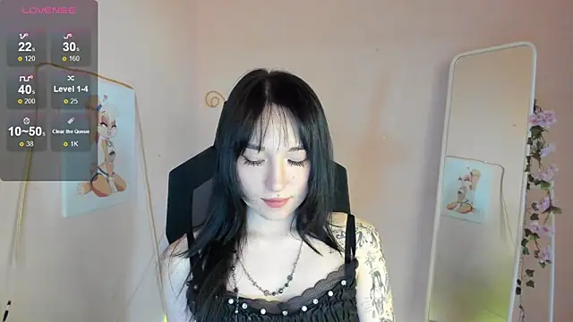 AliceeinWonderlanddd online show from May 24, 2026, 3:22 am