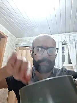 Snapshot of Robsonitj90 chatting on May 22, 2026, 1:13 am Robsonitj90 online show from May 22, 2026, 1:13 am