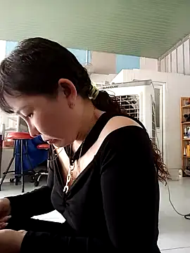 Ana-love2026 online show from April 1, 2026, 2:45 am