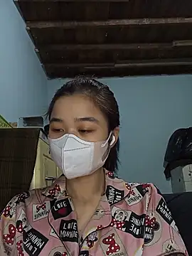 Daisy-lusia2026 online show from May 14, 2026, 10:16 pm