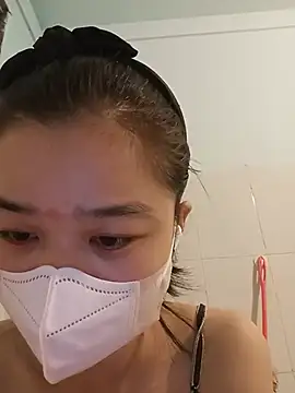 Daisy-lusia2026 online show from May 27, 2026, 9:56 pm